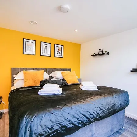 Apartment 1 - The Crescent-2